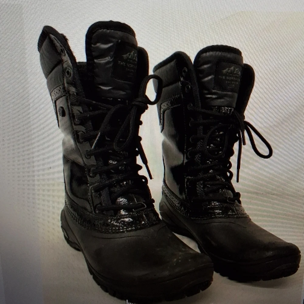 The North Face Waterproof Lace Faux Fur Lined Boots 7.5